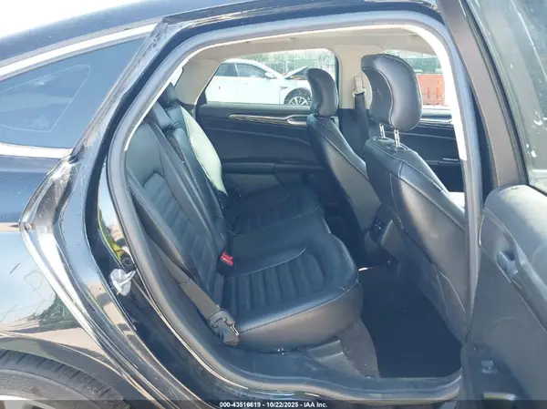 3FA6P0HD0HR129550 2017 FORD FUSION - Image 8