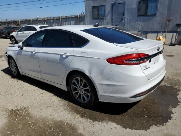 3FA6P0HD0HR163813 2017 FORD FUSION - Image 2