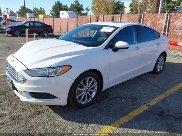 3FA6P0HD0HR167652 2017 FORD FUSION - Image 2