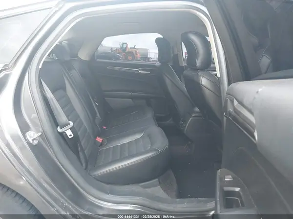 3FA6P0HD0HR225789 2017 FORD FUSION - Image 8