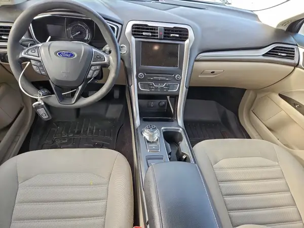 3FA6P0HD0HR240924 2017 FORD FUSION - Image 8
