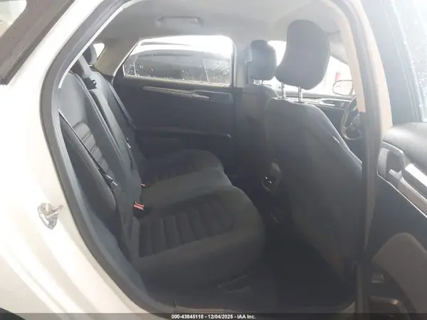 3FA6P0HD0HR241099 2017 FORD FUSION - Image 8