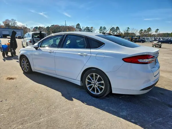 3FA6P0HD0HR249686 2017 FORD FUSION - Image 2