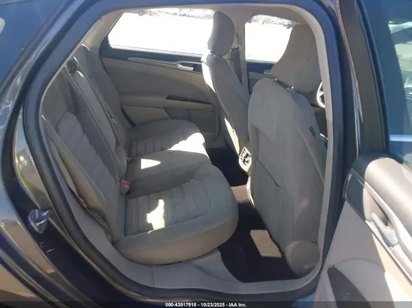 3FA6P0HD0HR253821 2017 FORD FUSION - Image 8
