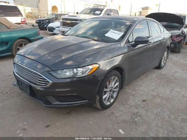 3FA6P0HD0HR264124 2017 FORD FUSION - Image 2