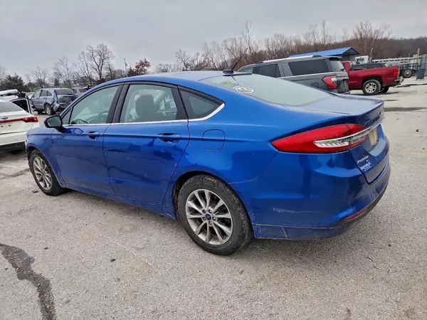 3FA6P0HD0HR272403 2017 FORD FUSION - Image 2