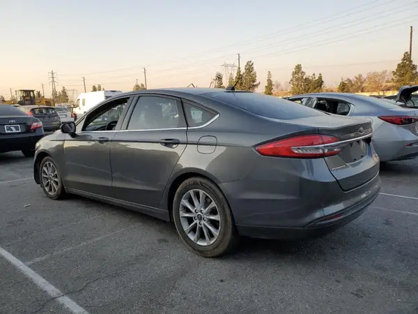 3FA6P0HD0HR275270 2017 FORD FUSION - Image 2