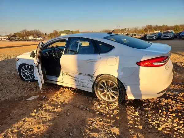 3FA6P0HD0HR278881 2017 FORD FUSION - Image 2