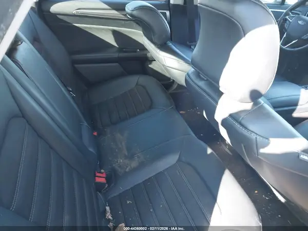 3FA6P0HD0HR305738 2017 FORD FUSION - Image 8