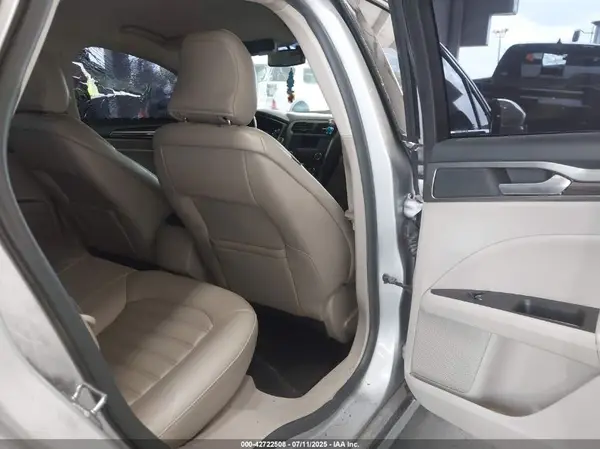 3FA6P0HD0HR307151 2017 FORD FUSION - Image 8