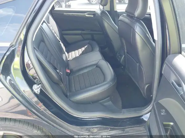 3FA6P0HD0HR309000 2017 FORD FUSION - Image 8