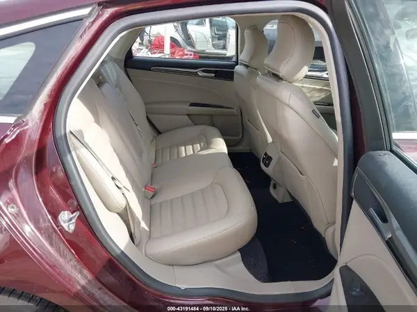 3FA6P0HD0HR310938 2017 FORD FUSION - Image 8