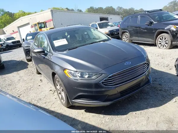3FA6P0HD0HR332471 2017 FORD FUSION - Image 1