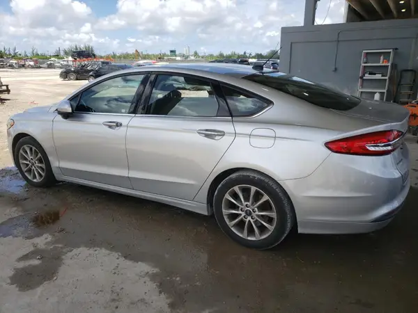 3FA6P0HD0HR347133 2017 FORD FUSION - Image 2