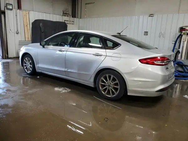 3FA6P0HD0HR347584 2017 FORD FUSION - Image 2