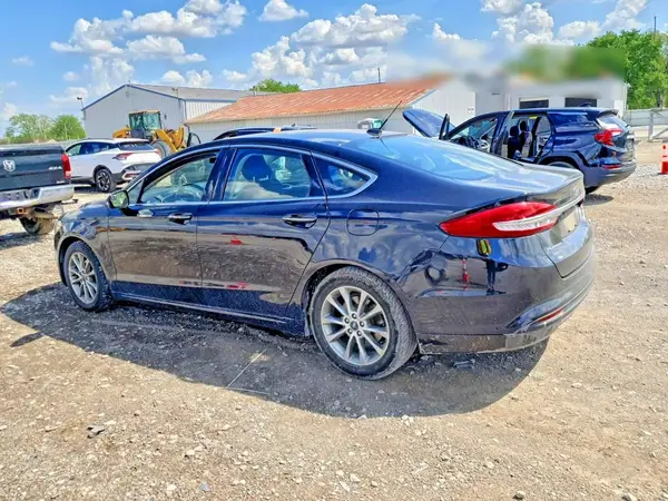 3FA6P0HD0HR348461 2017 FORD FUSION - Image 2