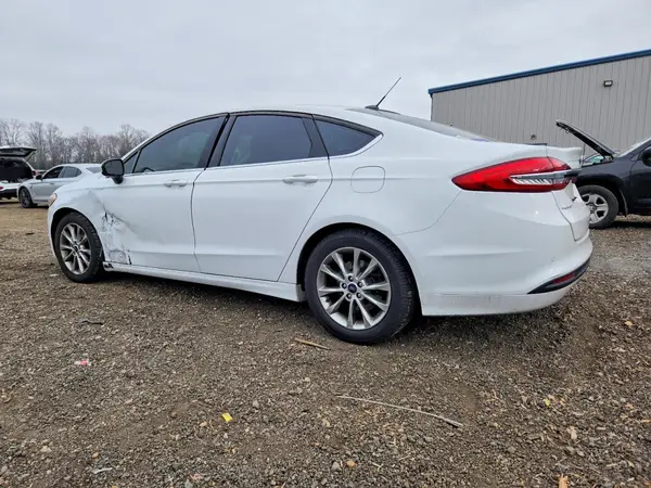 3FA6P0HD0HR352817 2017 FORD FUSION - Image 2