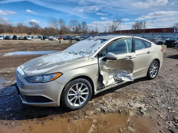 3FA6P0HD0HR353322 2017 FORD FUSION - Image 1