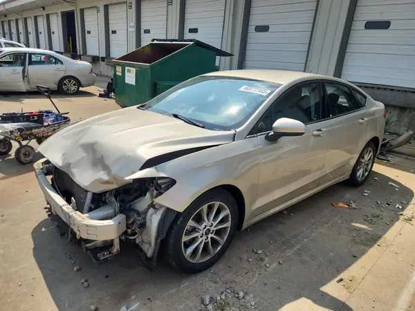 3FA6P0HD0HR372596 2017 FORD FUSION - Image 1