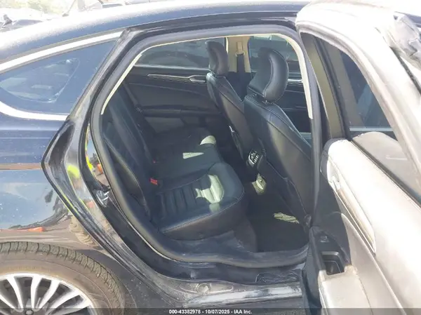3FA6P0HD0HR407377 2017 FORD FUSION - Image 8