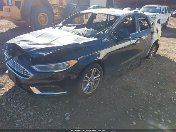 3FA6P0HD0JR130865 2018 FORD FUSION - Image 2