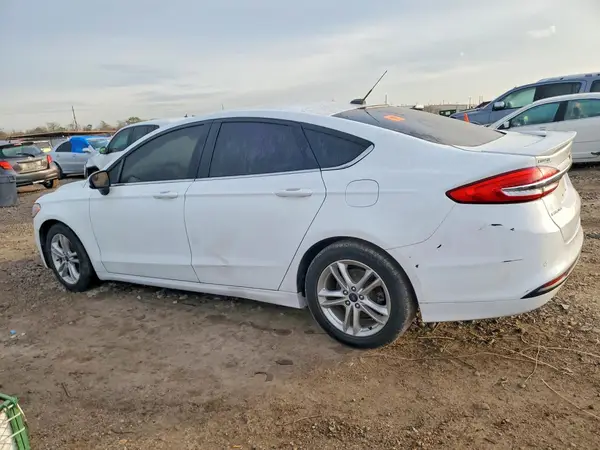 3FA6P0HD0JR130932 2018 FORD FUSION - Image 2