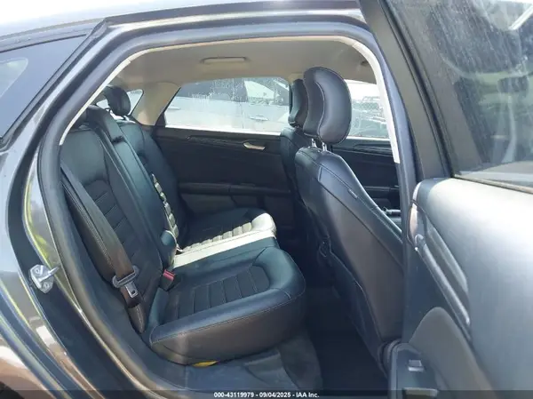 3FA6P0HD0JR157547 2018 FORD FUSION - Image 8