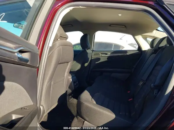 3FA6P0HD0JR158777 2018 FORD FUSION - Image 8
