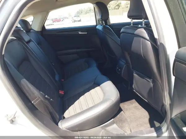 3FA6P0HD0JR187132 2018 FORD FUSION - Image 8