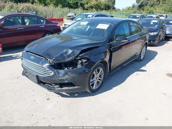 3FA6P0HD0JR192623 2018 FORD FUSION - Image 2