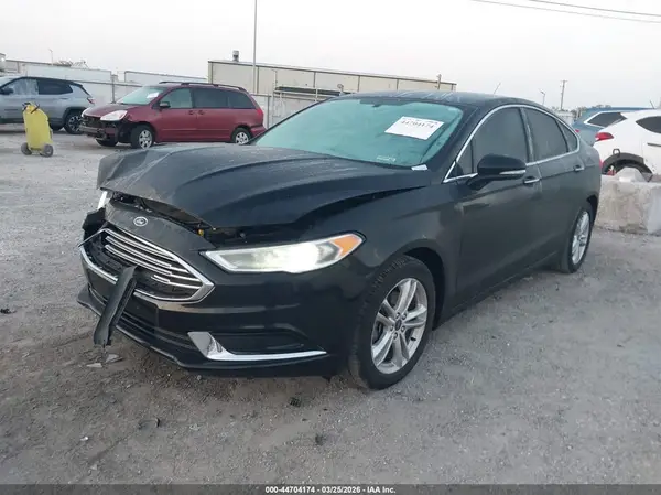 3FA6P0HD0JR211087 2018 FORD FUSION - Image 2