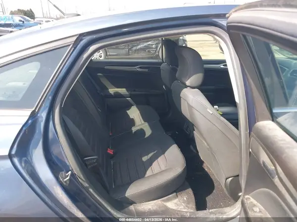 3FA6P0HD0JR217651 2018 FORD FUSION - Image 8