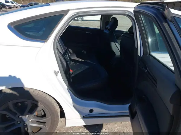 3FA6P0HD0JR223031 2018 FORD FUSION - Image 8