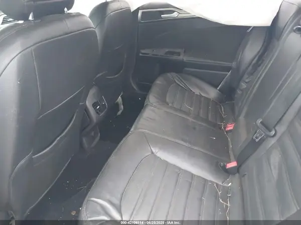 3FA6P0HD0JR231758 2018 FORD FUSION - Image 8