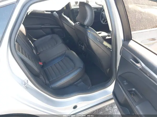 3FA6P0HD0JR237298 2018 FORD FUSION - Image 8