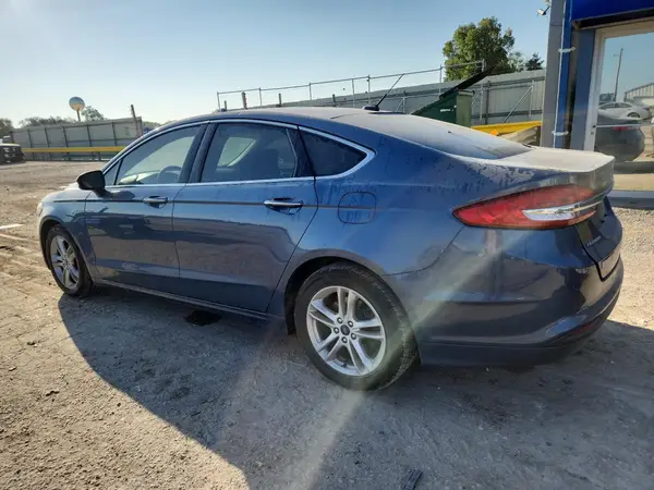 3FA6P0HD0JR239617 2018 FORD FUSION - Image 2