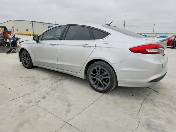 3FA6P0HD0JR240377 2018 FORD FUSION - Image 2