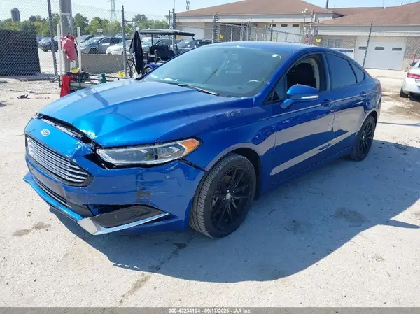 3FA6P0HD0JR252397 2018 FORD FUSION - Image 2