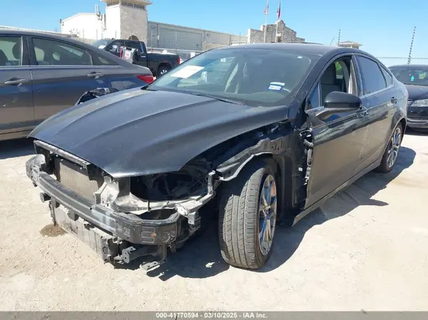 3FA6P0HD0JR252822 2018 FORD FUSION - Image 2