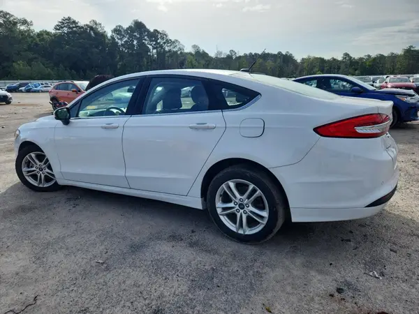 3FA6P0HD0JR256062 2018 FORD FUSION - Image 2
