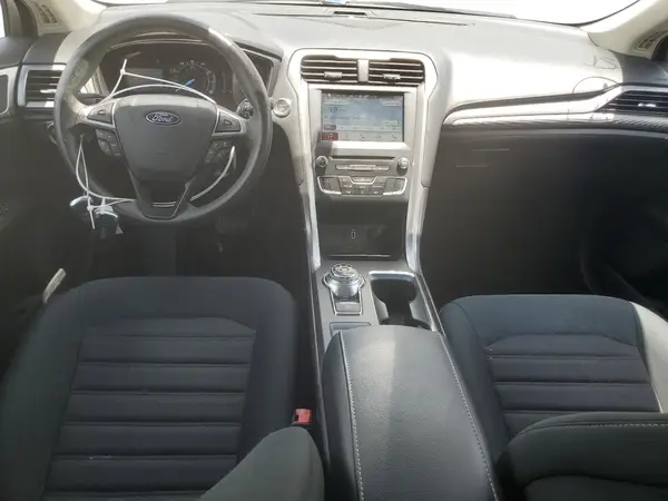 3FA6P0HD0JR256062 2018 FORD FUSION - Image 8