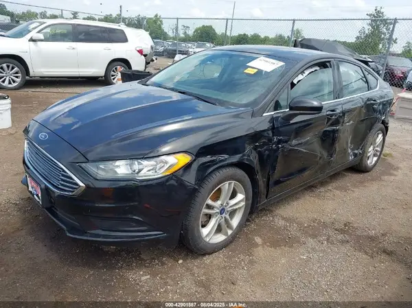 3FA6P0HD0JR256191 2018 FORD FUSION - Image 2