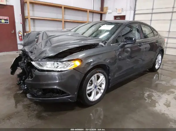 3FA6P0HD0JR257499 2018 FORD FUSION - Image 2