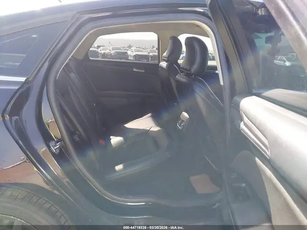 3FA6P0HD0JR259365 2018 FORD FUSION - Image 8