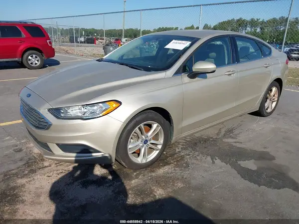 3FA6P0HD0JR264811 2018 FORD FUSION - Image 2