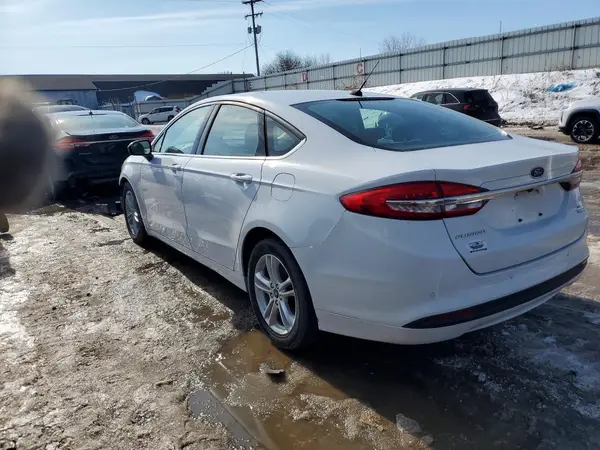 3FA6P0HD0JR276800 2018 FORD FUSION - Image 2