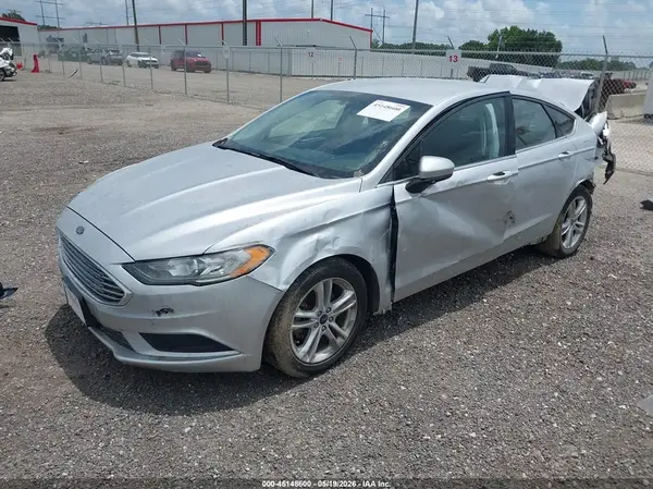 3FA6P0HD0JR281785 2018 FORD FUSION - Image 2