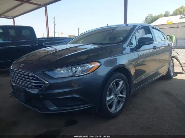 3FA6P0HD0JR281821 2018 FORD FUSION - Image 2