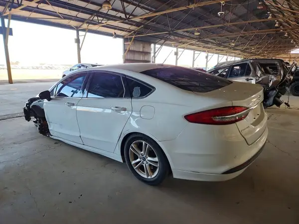 3FA6P0HD0JR285450 2018 FORD FUSION - Image 2