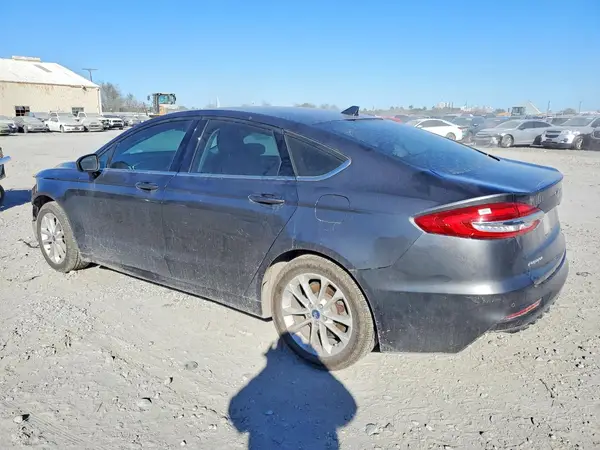 3FA6P0HD0KR101786 2019 FORD FUSION - Image 2